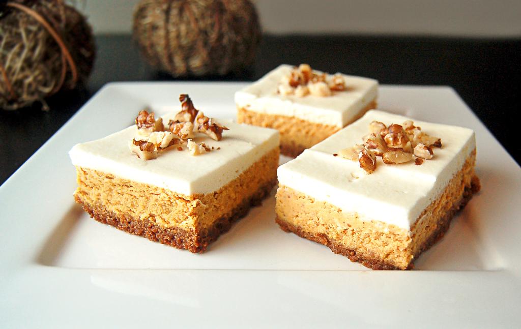 Pumpkin Pie Cheesecake Bars | Culinary Cool