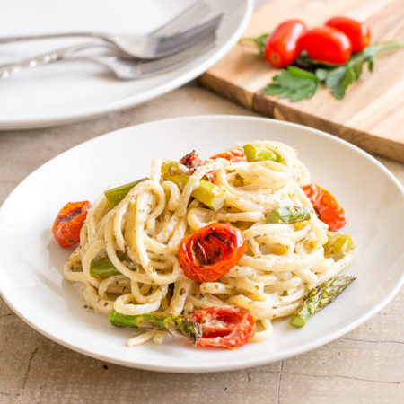 Creamy Pesto Pasta with Asparagus