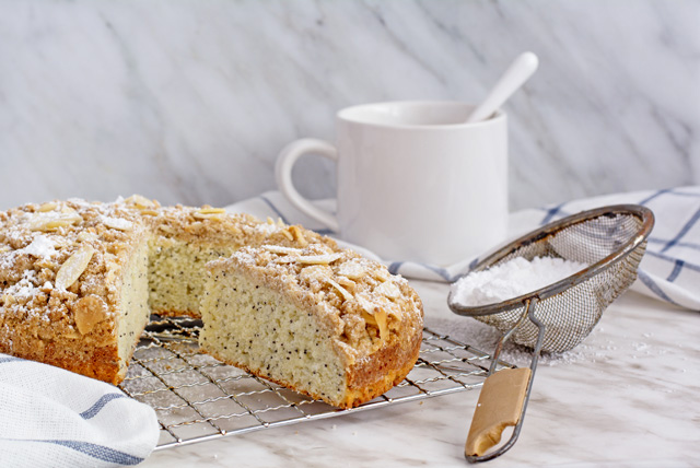 Lemon Poppy Seed Coffee Cake | Culinary Cool www.culinary-cool.com