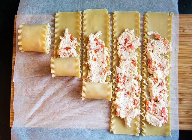 Roasted Red Pepper and Boursin Chicken Lasagna Roll Ups | Culinary Cool www.culinary-cool.com